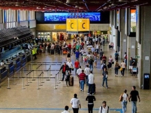 FALTA DE COMBUST�VEIS CAUSA ATRASOS EM GUARULHOS