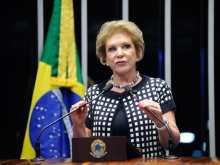 MARTA SUGERE ADO��O DE PROTOCOLO EM CASO DE MOLESTAMENTO A MULHERES