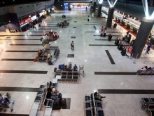 LEIL�ES DE AEROPORTOS � ALVO DE CONTESTA��ES