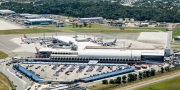 Com pior avalia��o do pa�s, aeroporto de Salvador inicia obras de amplia��o com reforma de pistas de