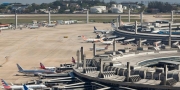 Pol�cia investiga roubo em aeroporto