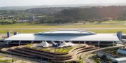 ﻿Concesso do aeroporto do Recife gera polmica